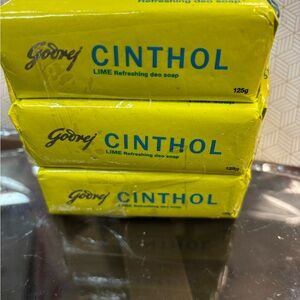 Godrej Cinthol Lime Deo Soap in Vibrant Yellow